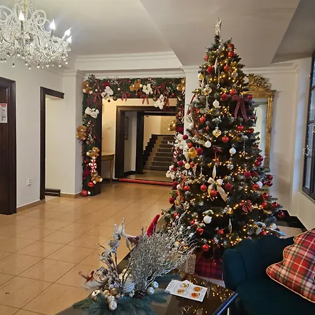 Hotell Royal Plaza 3*