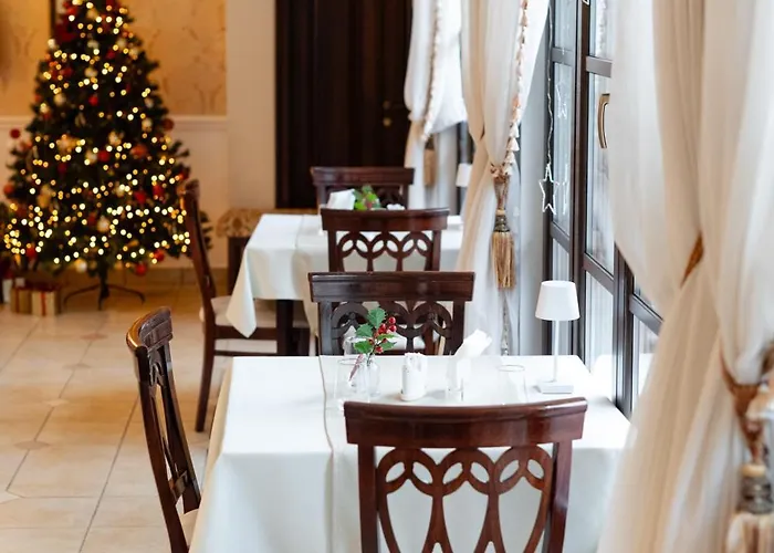 Royal Plaza Hotell 3*